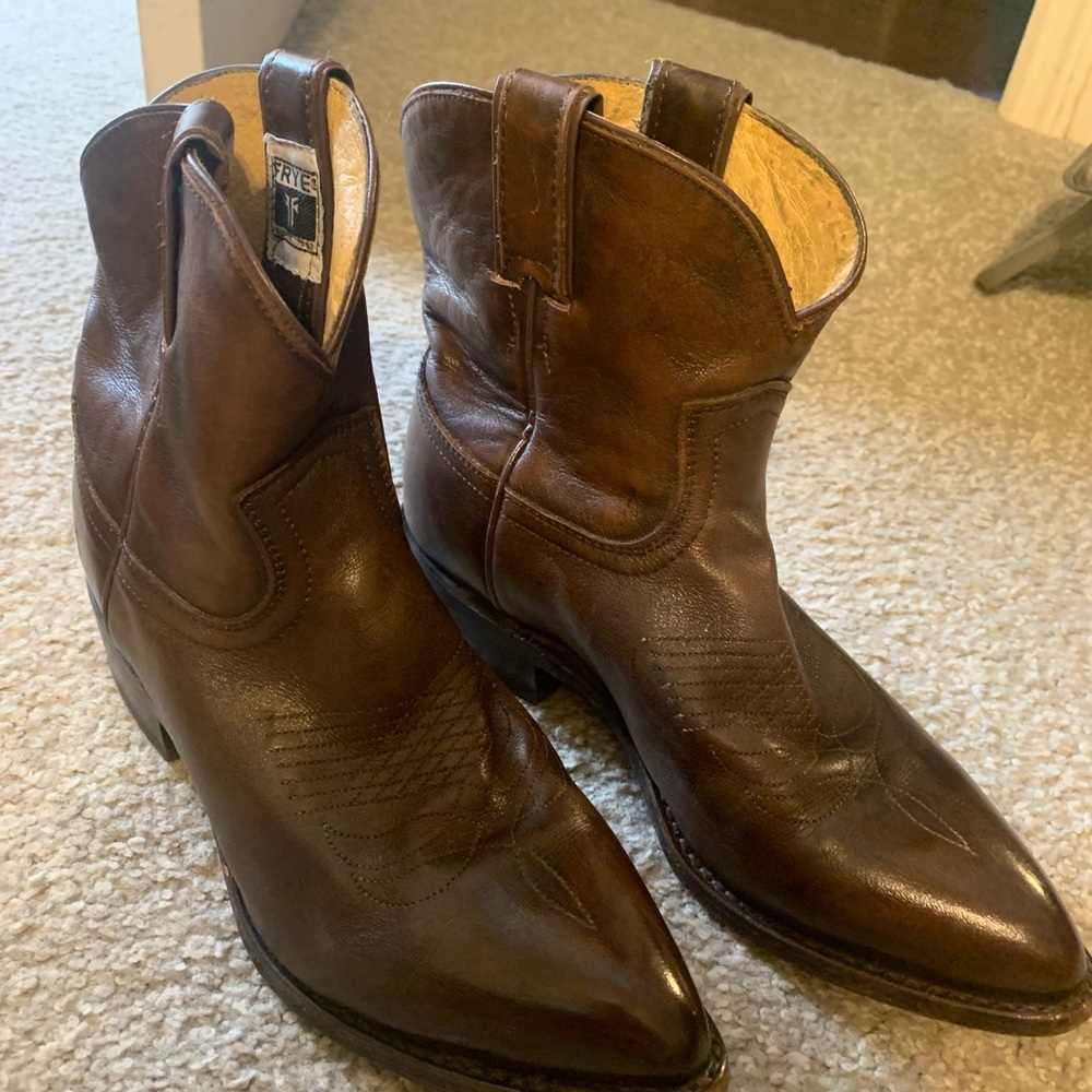 Frye Billy Low boot